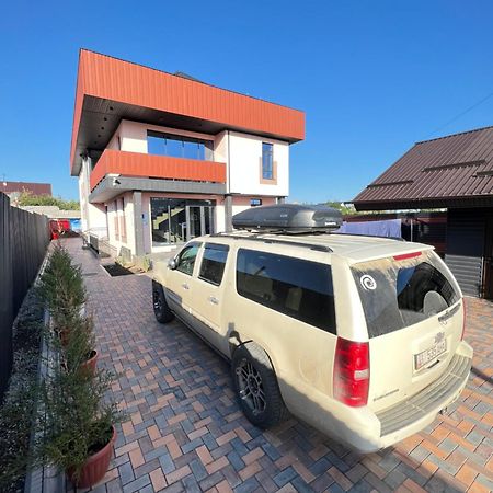 Mongu Hotel Karakol Bagian luar foto